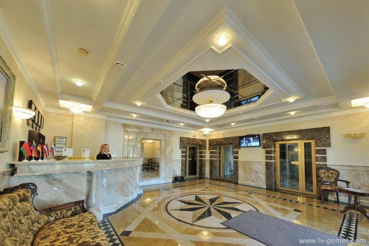Park Hotel Zamkovy Homel Exterior foto